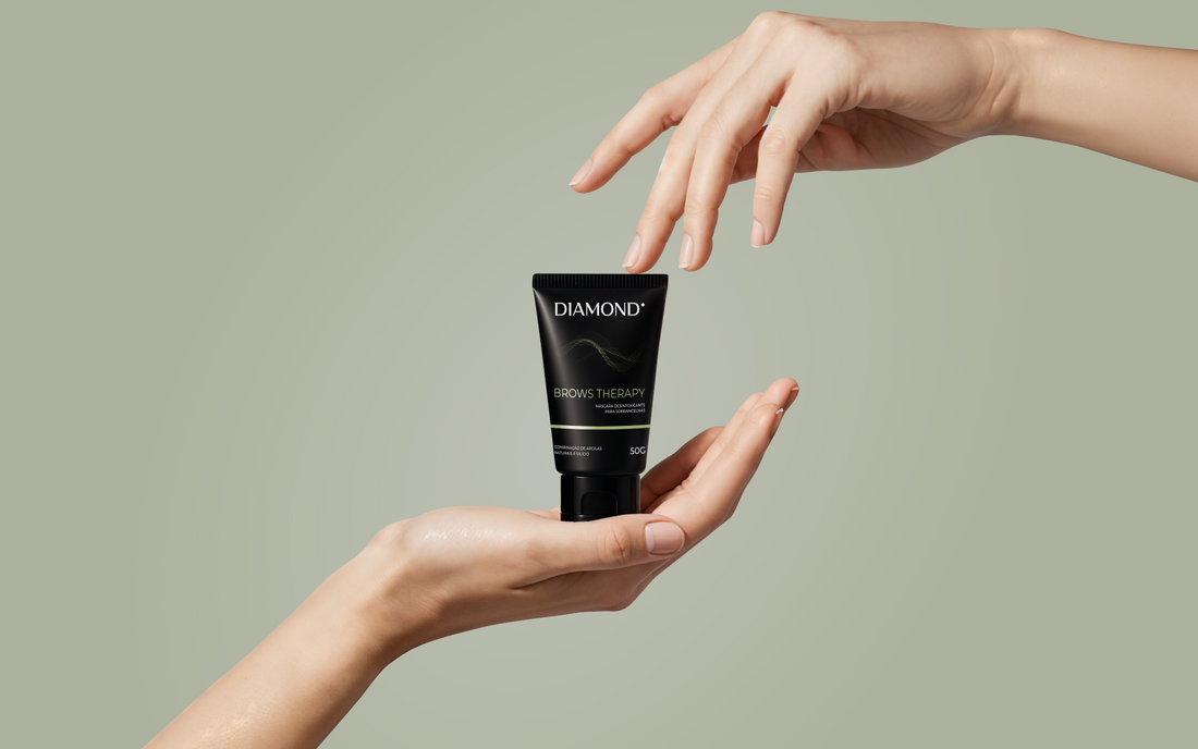 Máscara Desintoxicante para Sobrancelhas